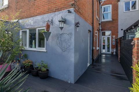 88 Bishops Road, Itchen, Southampton, SO19 2FE