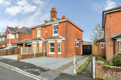 Commercial Street, Bitterne Village, Southampton, Hampshire, SO18