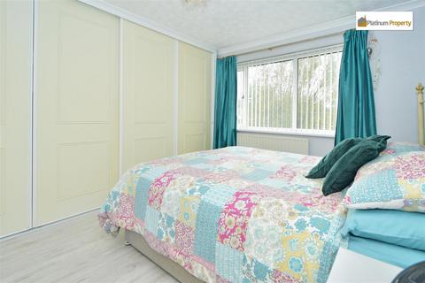 2 Branson Avenue, Stoke-on-trent, ST3 5LA