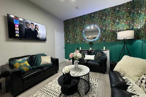 8 bedroom house to rent, Birmingham B29