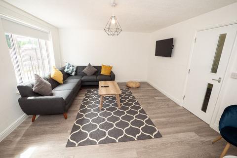 6 bedroom house share to rent, Birmingham B29