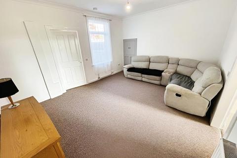 1 bedroom apartment for sale, Station Road, Thornton