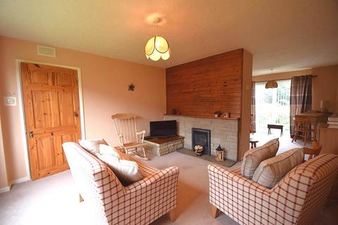 12 Farm Close, Chalgrove, Oxford, OX44 7RL