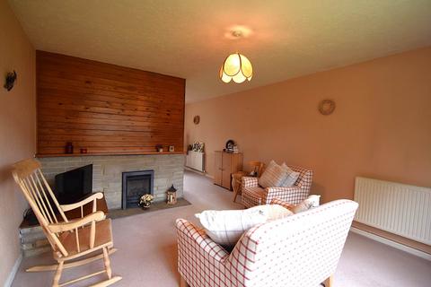 12 Farm Close, Chalgrove, Oxford, OX44 7RL