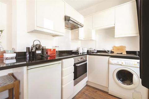 1 bedroom flat for sale, Danehurst Street, SW6