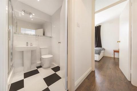 1 bedroom flat for sale, Danehurst Street, SW6