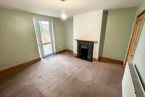 2 bedroom terraced house for sale, William Street, Rugby, CV21