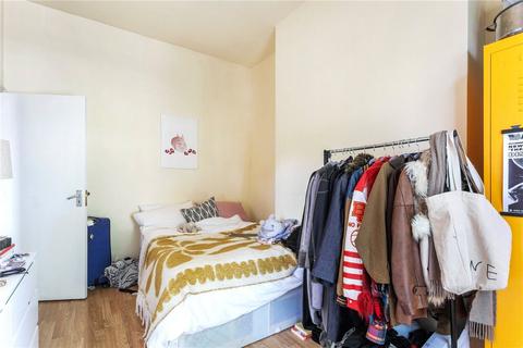 3 bedroom apartment to rent, Wilberforce Road, London, N4