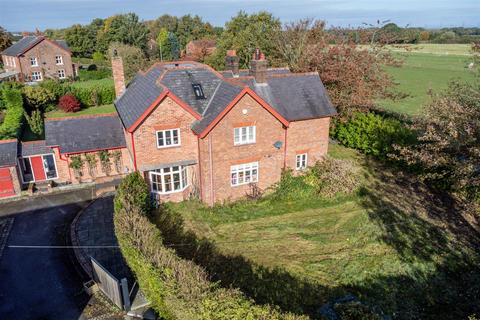 5 bedroom detached house for sale, Black Moss Road, Dunham Massey, Altrincham