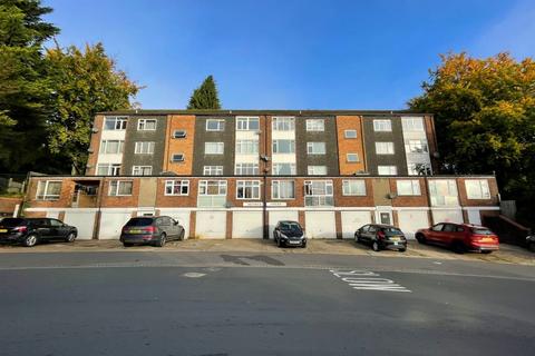 2 bedroom flat for sale, 13 Meyrick Court, Meyrick Avenue, Luton, Bedfordshire, LU1 5JP