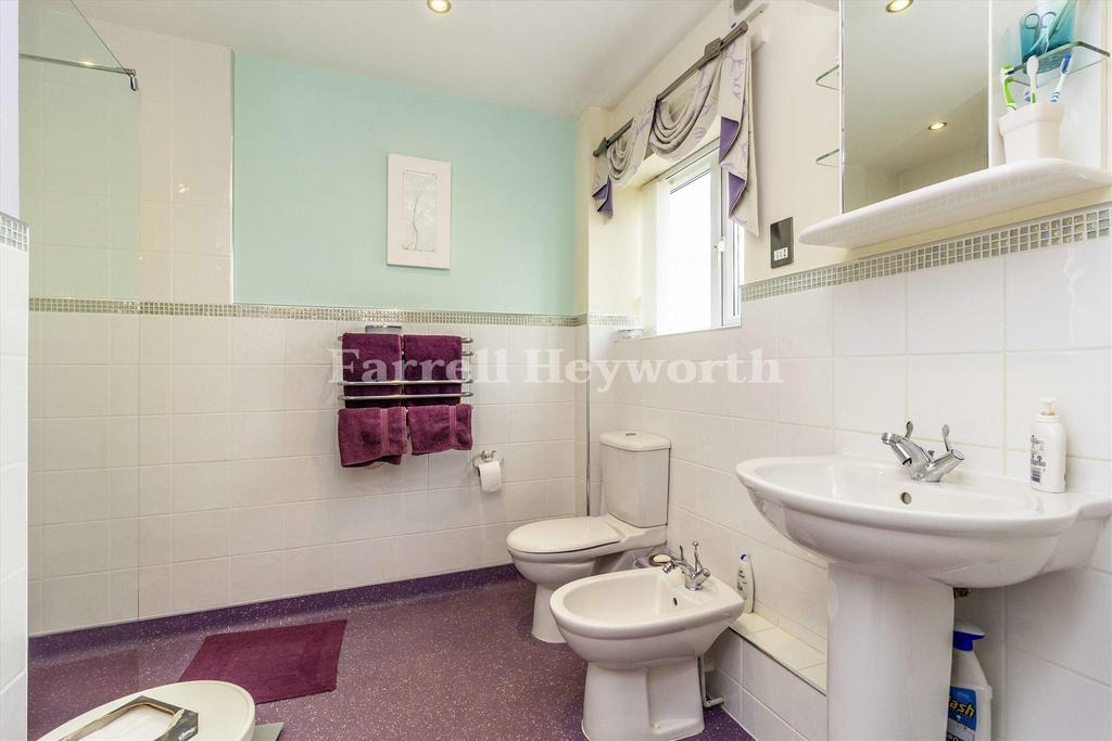 Ensuite