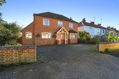 3 bedroom detached house for sale, Warwick Avenue, Woodbridge