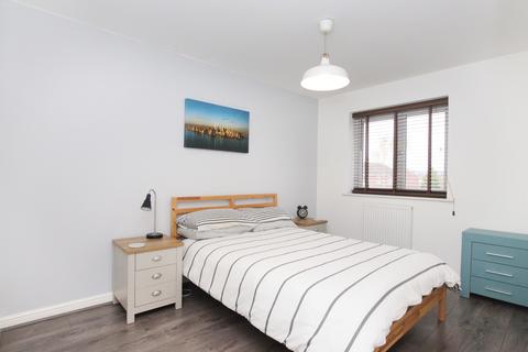 11 Highfields, Tonyrefail, Porth, CF39 8GB