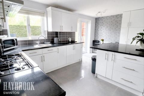 3 bedroom detached house for sale, Lakeside Court, Rotherham