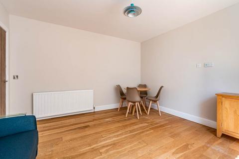 2 bedroom flat to rent, Lauriston Park, Edinburgh,