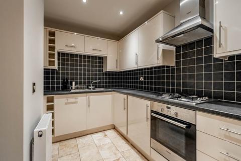 2 bedroom flat to rent, Lauriston Park, Edinburgh,