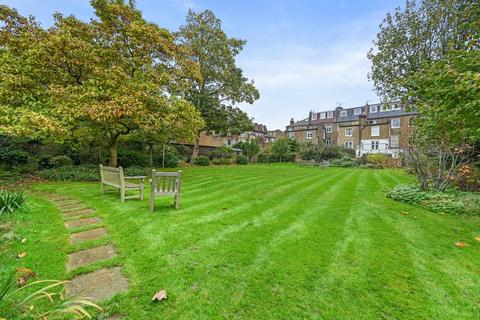 4 bedroom semi-detached house to rent, Dunsany Road, Brook Green, W14