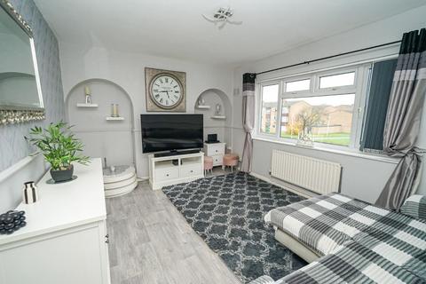 2 bedroom flat for sale, Clarence Road, Leighton Buzzard