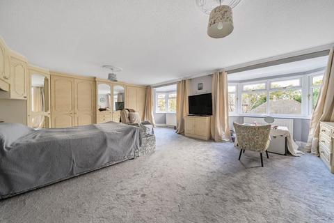 5 bedroom detached house for sale, Sandhurst,  Berkshire,  GU47