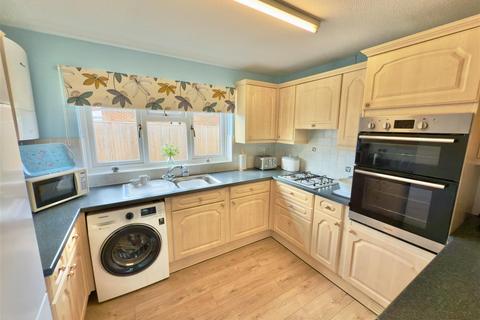 2 bedroom detached bungalow for sale, Shalfleet