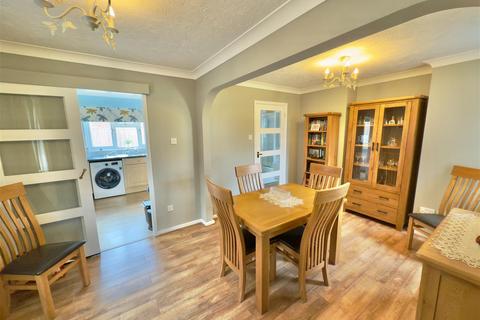 2 bedroom detached bungalow for sale, Shalfleet