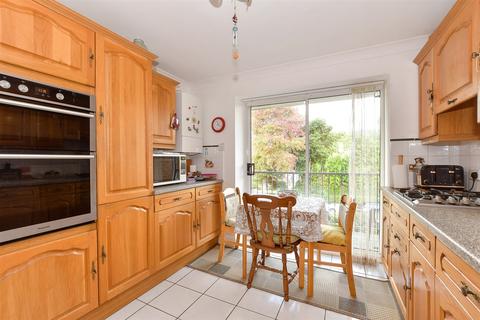 2 bedroom flat for sale, Osborne Road, Shanklin, Isle of Wight