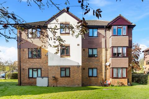 1 bedroom apartment for sale, Skipton Way, Horley RH6