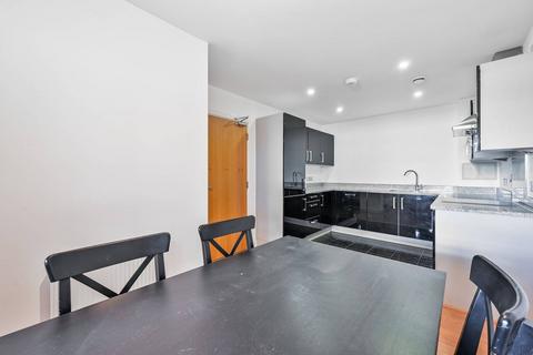 3 bedroom flat for sale, Olympian Way, North Greenwich, London, SE10