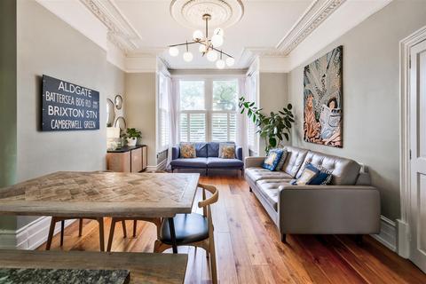 97 New Wanstead, London, E11 2SA
