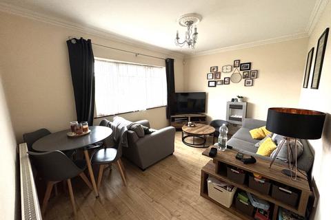 2 bedroom flat for sale, 348 South Coast Road, Telscombe Cliffs BN10