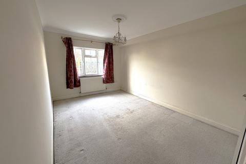 2 bedroom flat for sale, 348 South Coast Road, Telscombe Cliffs BN10