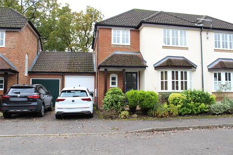 2 bedroom semi-detached house to rent, The Farthings, Amersham, Buckinghamshire, HP6