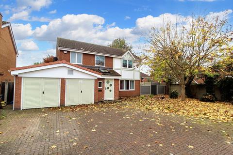 48 Burnham Drive, Whetstone, Leicester, LE8 6HY