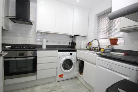 2 bedroom end of terrace house to rent, Harwood Close, Wembley, Middlesex HA0