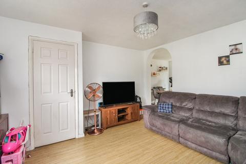 3 bedroom end of terrace house for sale, Heathfield, Crawley, West Sussex. RH10 3UP