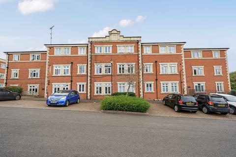 1 bedroom apartment for sale, Talfourd Way, Redhill, Surrey