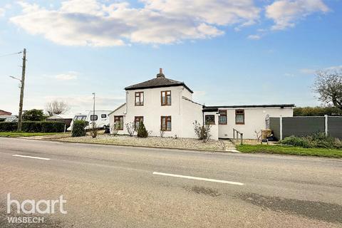 undefined, High Road, Guyhirn
