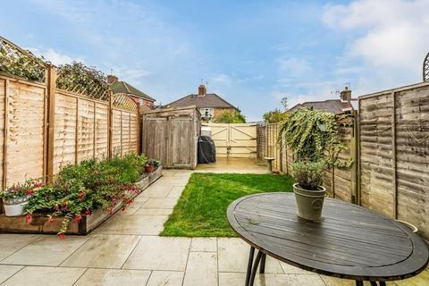 16 Ranmore Road, Dorking, RH4 1HD
