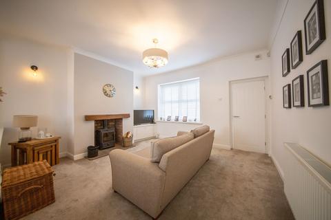 2 bedroom end of terrace house for sale, Golborne Road, Lowton, WA3