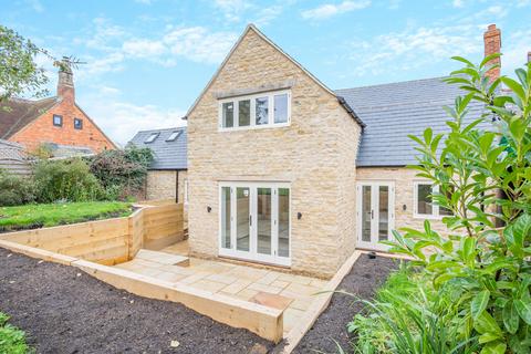 undefined, Moorend Road, Yardley Gobion, Towcester Northamptonshire NN12 7UF