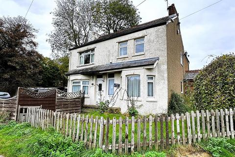 4 bedroom semi-detached house for sale, Charmwood Lane, Pratts Bottom