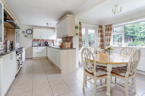 4 bedroom bungalow for sale, Cokenor Wood, Wrecclesham, Farnham, Surrey, GU10