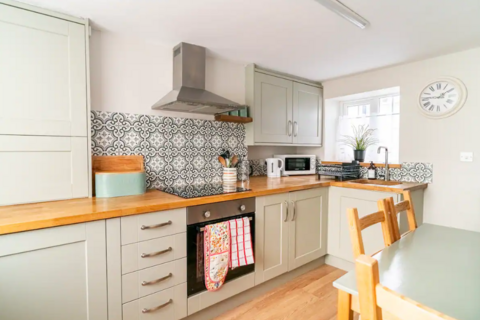 3 bedroom cottage for sale, Brunswick Place, Dawlish, EX7