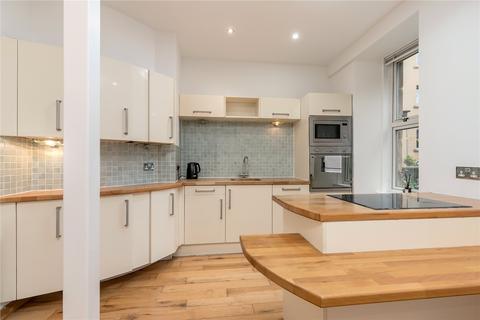 6/2 Upper Grove Place, Edinburgh, EH3 8AU