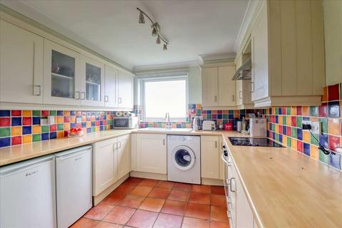 3 bedroom apartment for sale, Walton on the Naze CO14