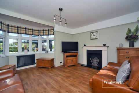 4 bedroom detached house for sale, Kingsmead Avenue, Worcester Park, KT4