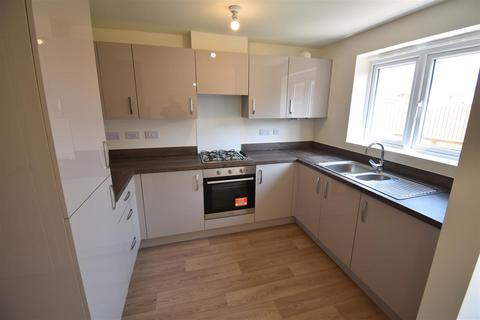 2 bedroom semi-detached house to rent, Cairn Drive, Buxton