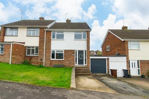 3 bedroom semi-detached house for sale, Downs View, Burham