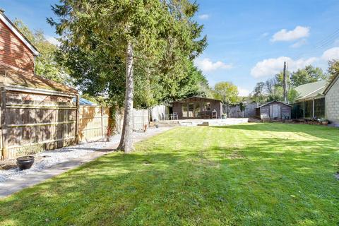 4 bedroom detached house for sale, Wrotham Road, Meopham Green, Meopham, Kent