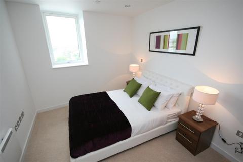 1 bedroom apartment to rent, Blue, Salford Quays M50